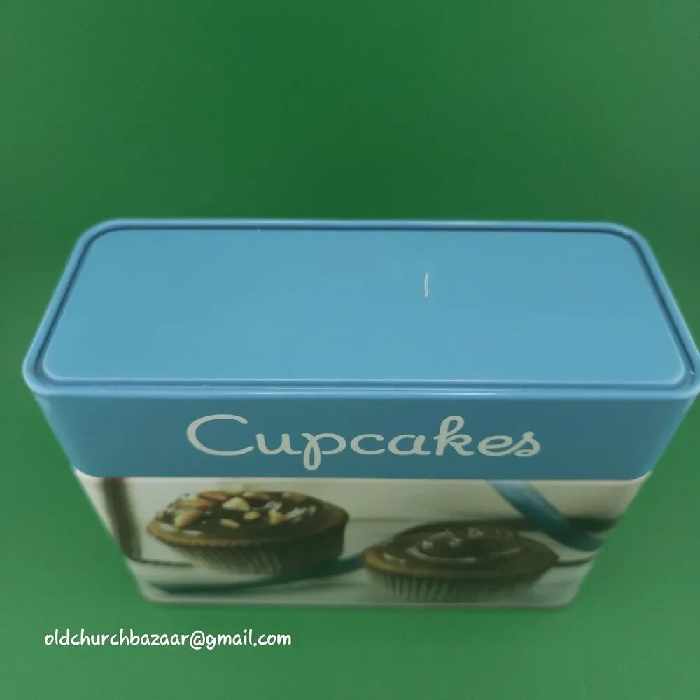 Cupcakes Recipe Tin Box Full Of Recipes Cards Kitchen Collectible Cook Book